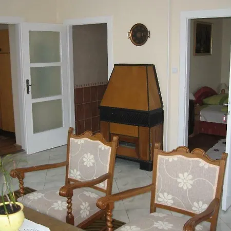In Siofok/balaton 19956 Appartement *
